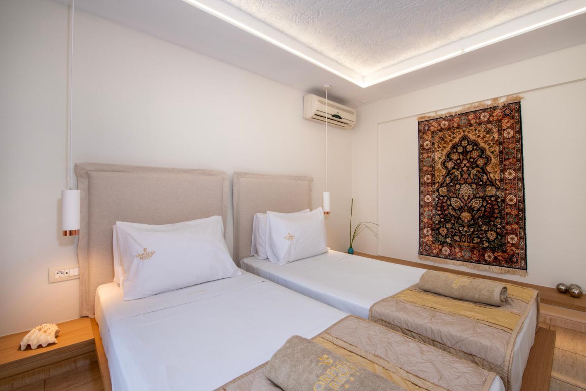 Orpheas Resort Hotel (Adults Only) Paralia Kourna Bagian luar foto